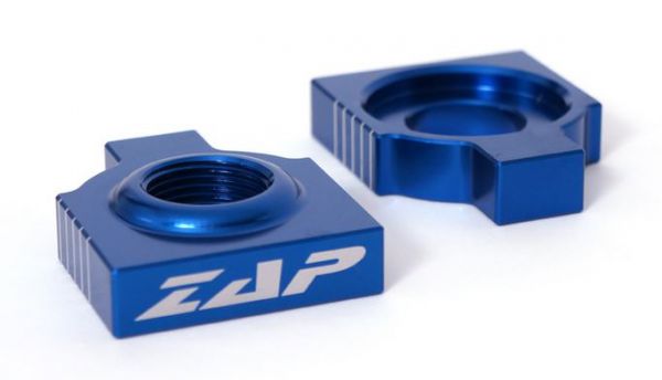 ZAP Aluminium-Achsblöcke (Paar) für KTM SX 98-12 / EXC 98- / Husaberg/HVA, blau