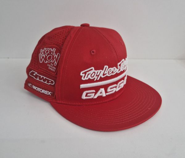 TROY LEE DESIGNS Snapback Cap: GasGas Team Flat, rot