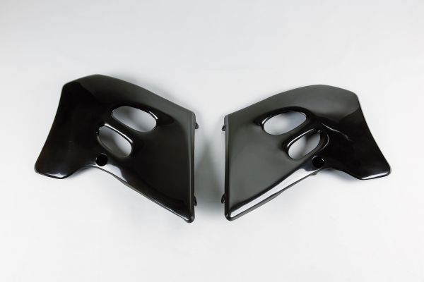 UFO Spoiler (Paar) Kühlerverkleidung für SUZUKI RM 125/250 1993-1995, schwarz