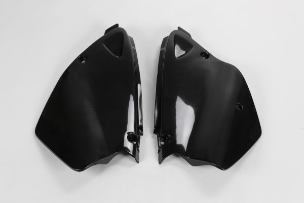 UFO Seitenteile (Paar) für YAMAHA YZ 125/250 1996-2001, schwarz