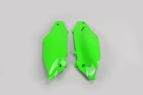 UFO Seitenteile (Paar) für KAWASAKI KXF 250 2013-2016 / KXF 450 2012-2015, grün
